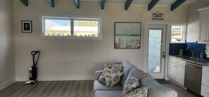 Smart TV - Spacious 1 bedroom 2 bathroom beach front condo (Sarasota)