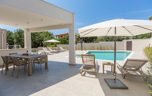 Pool - Beautiful home in Barbariga (Barbariga)