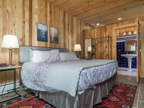 3 dormitorios, escritorio, wifi gratis y ropa de cama