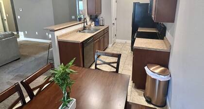 Unwind, Recharge, Repeat: Your Cozy Retreat Awaits. Only 8 miles from FLW