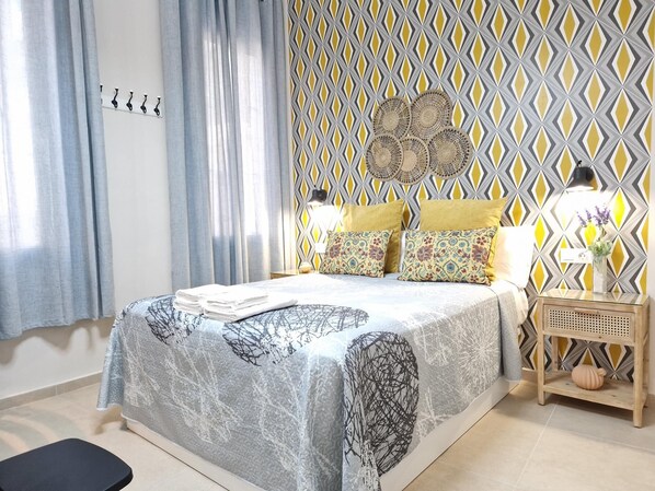 1 bedroom, iron/ironing board, internet, bed sheets - Del Parque Flats Galatas Malaga (Malaga)