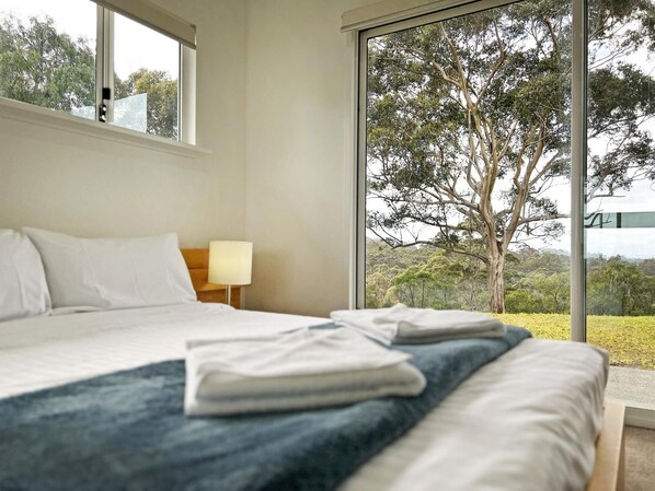 4 chambres, fer et planche à repasser, Wi-Fi, draps fournis