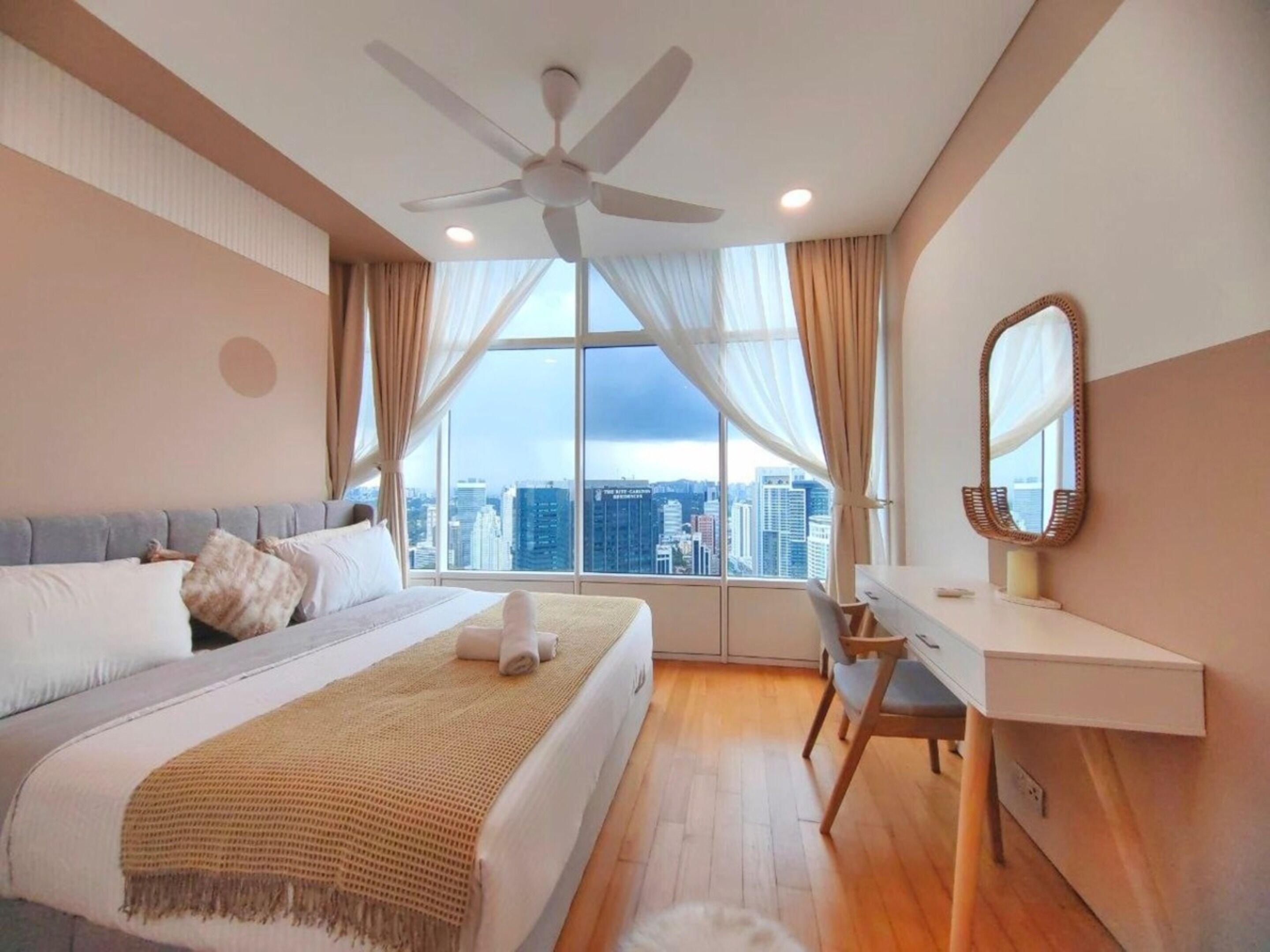 Photo - sky suite klcc