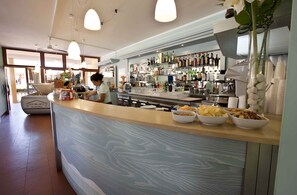 Bar (en la propiedad)