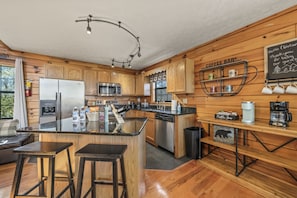 Fridge, microwave, oven, stovetop - Spacious Cabin-Pet Stay Free-Hot Tub-Resort Pool-Game Room-Minutes to Dollywood (Sevierville)