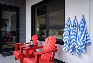 Condo | Terrace/patio - The Grizzly Basin by Revelstoke Vacation (Revelstoke)