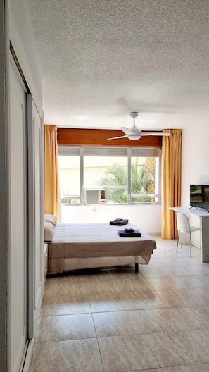 1 Schlafzimmer, Bügeleisen/Bügelbrett, Reisekinderbett, kostenloses WLAN