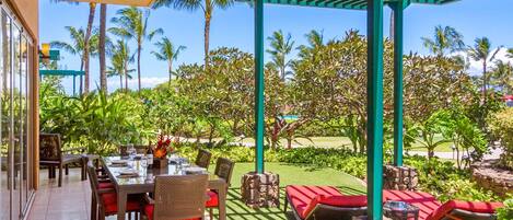 Outdoor dining