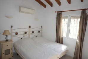 3 chambres, fer et planche à repasser, Wi-Fi