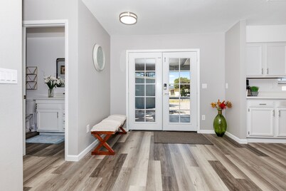 Cozy Prescott Valley Retreat! Pet Friendly!