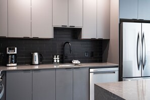 Condo | Private kitchen