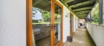 Relaxing Room With Ensuite Rutland Point
