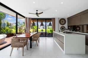 Villa | Private kitchen - Sol Villa by Hombali (Canggu)