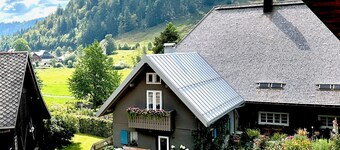 Vacation Home "Backhüsli Am Bauerngarten" with Mountain View, Private Terrace & Wi-Fi