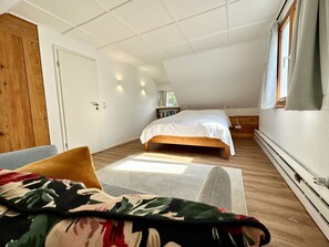 2 dormitorios, tabla de planchar con plancha, wifi gratis y ropa de cama