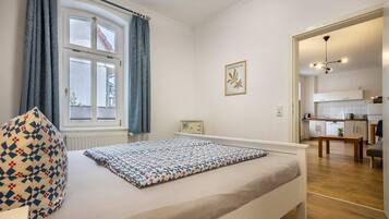 1 bedroom, free WiFi, bed sheets