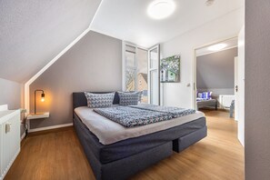 1 quarto, Wi-Fi de cortesia, roupa de cama