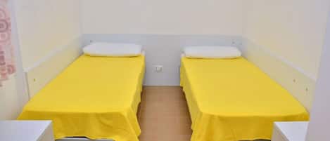 2 bedrooms
