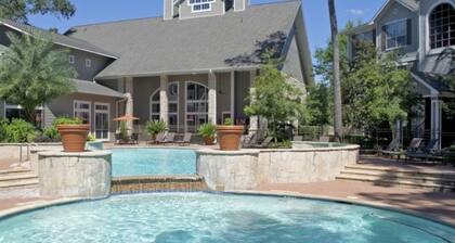 Serene Escape in the Pines- shopping, dining, entertainment-Iron Man