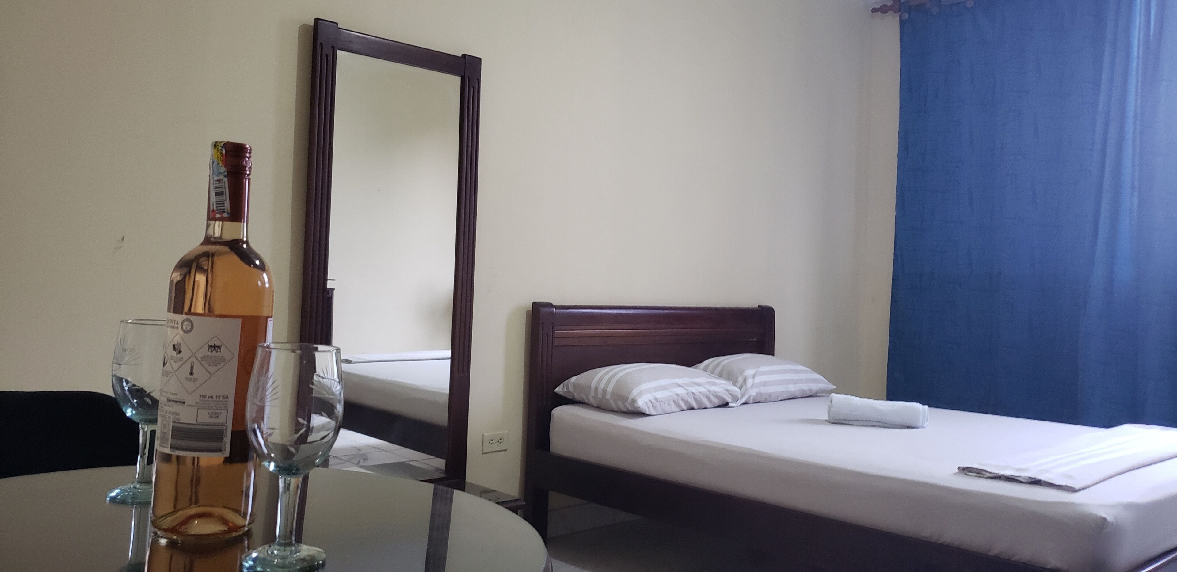 Comfort-Vierbettzimmer, 1 Schlafzimmer, Küche, Stadtblick