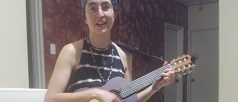 TV de tela plana 32 polegadas com canais digitais, Netflix