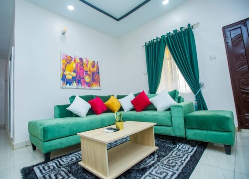 AJI (1.0)| Comfy 2BED Flat (Ijegun,Lagos)
