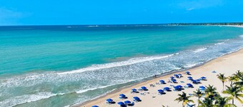 San Juan, Villa 2 rooms w/private pool, outdoor kitchen/BBQ & nearby & peaceful