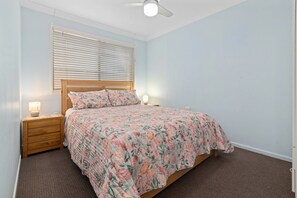 2 bedrooms, free WiFi, bed sheets - "Klinger House" - Redcliffe Q 4020 (Redcliffe)