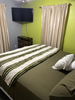 3 habitaciones, tabla de planchar con plancha y wifi gratis 