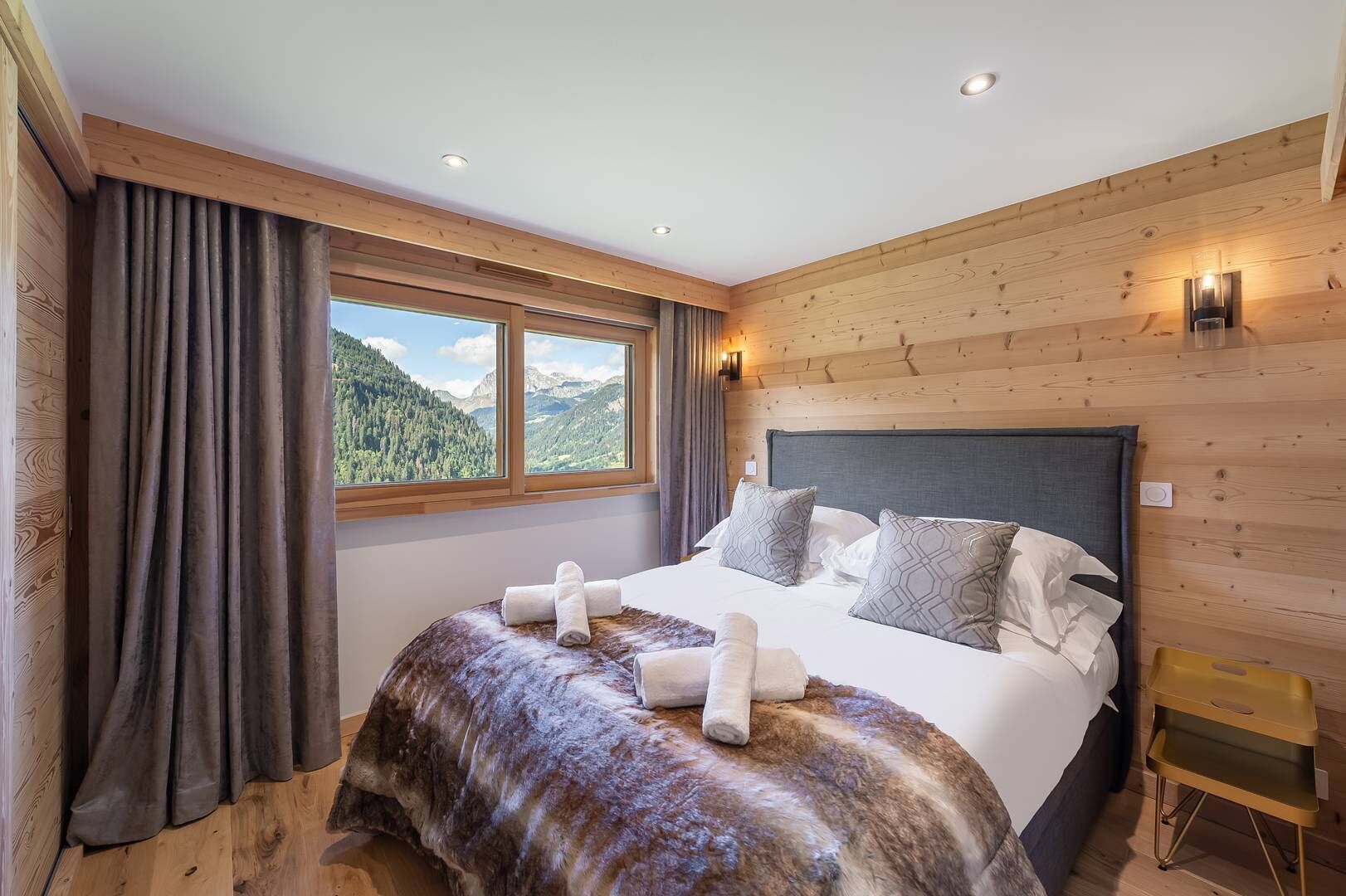 Brand New Chalet With 6 Bedrooms And 6 Bathrooms, Hot Tub And Sauna - Châtel