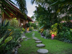 7 bedrooms - Villa Desa Roro Estate (Canggu)