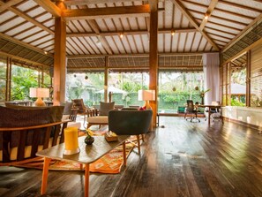 7 bedrooms - Villa Desa Roro Estate (Canggu)