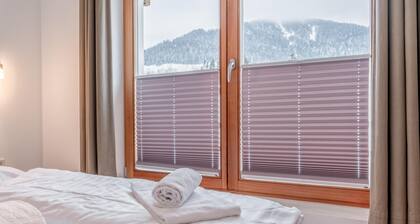 Helles und gepflegtes Haus mit Süd-West-Balkon