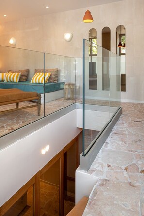 3 bedrooms, desk, iron/ironing board, travel cot - Branded New Loft Riviera Style - 8 guests - Vanves (Vanves)