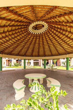 Outdoor dining - Incredible Villa at El Pinacate (Puerto Peñasco)