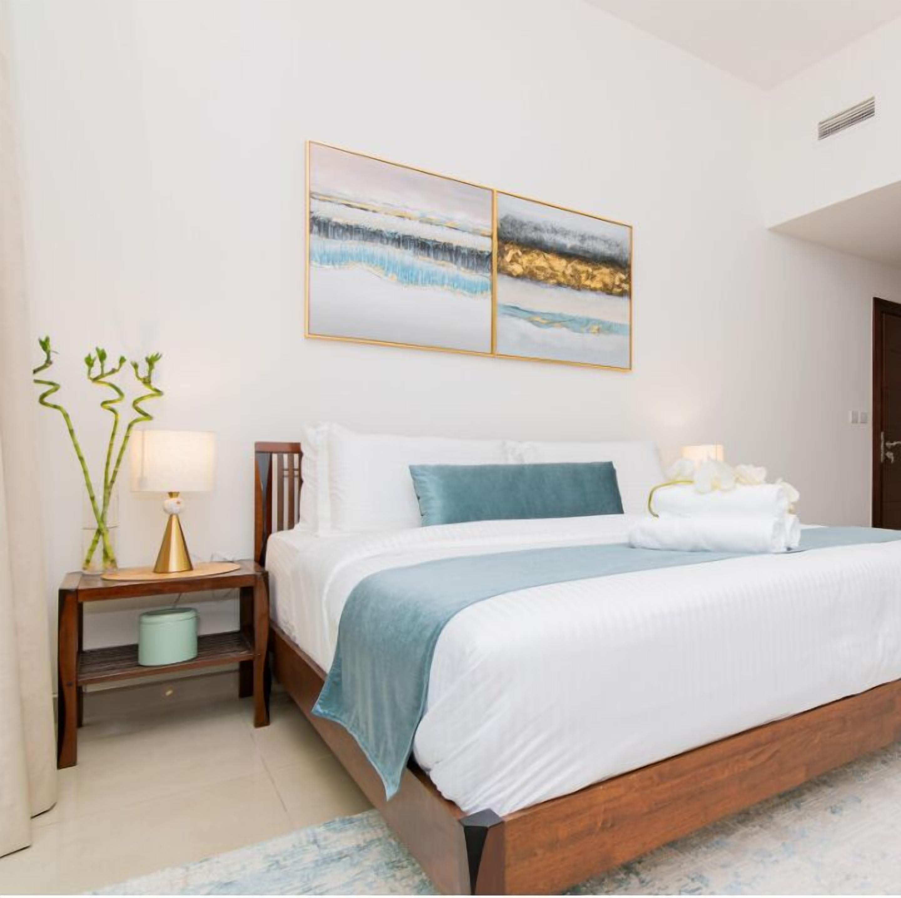 2 bedrooms, Egyptian cotton sheets, premium bedding, down duvets