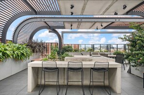 Outdoor dining - NEW - The Photographers` Gallery (Collingwood)