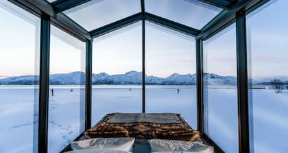 AERA - Aurora Glass Cabins