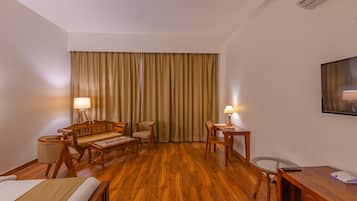 Superior Room | 1 bedroom, desk, soundproofing, free WiFi