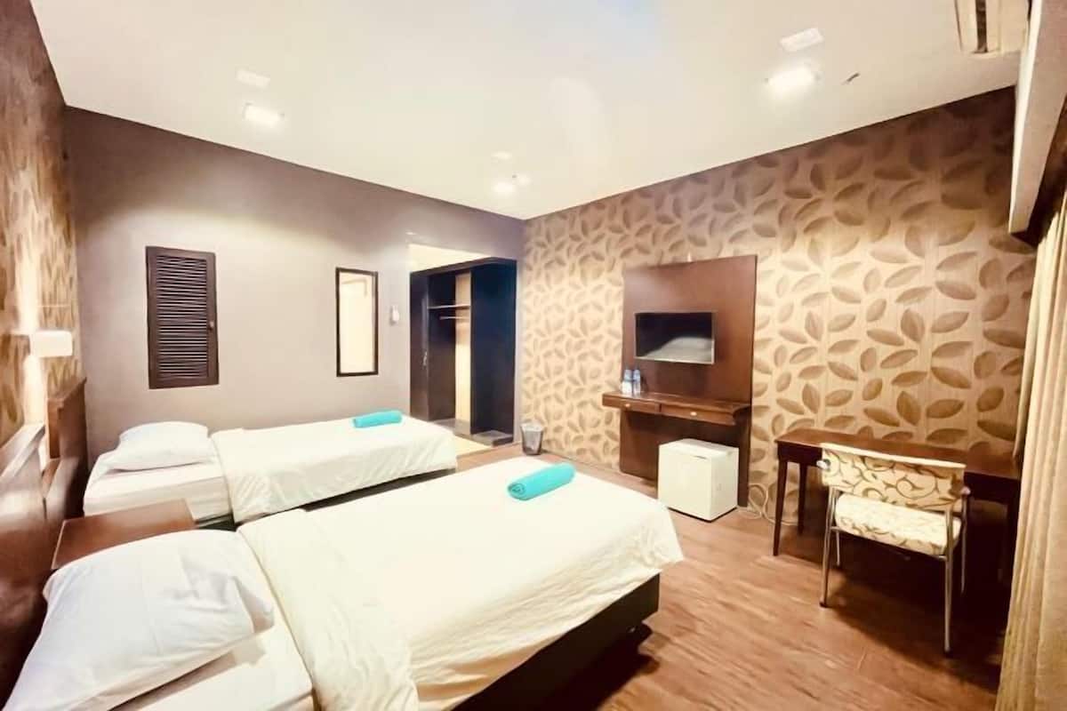 1 bedroom, desk, free WiFi
