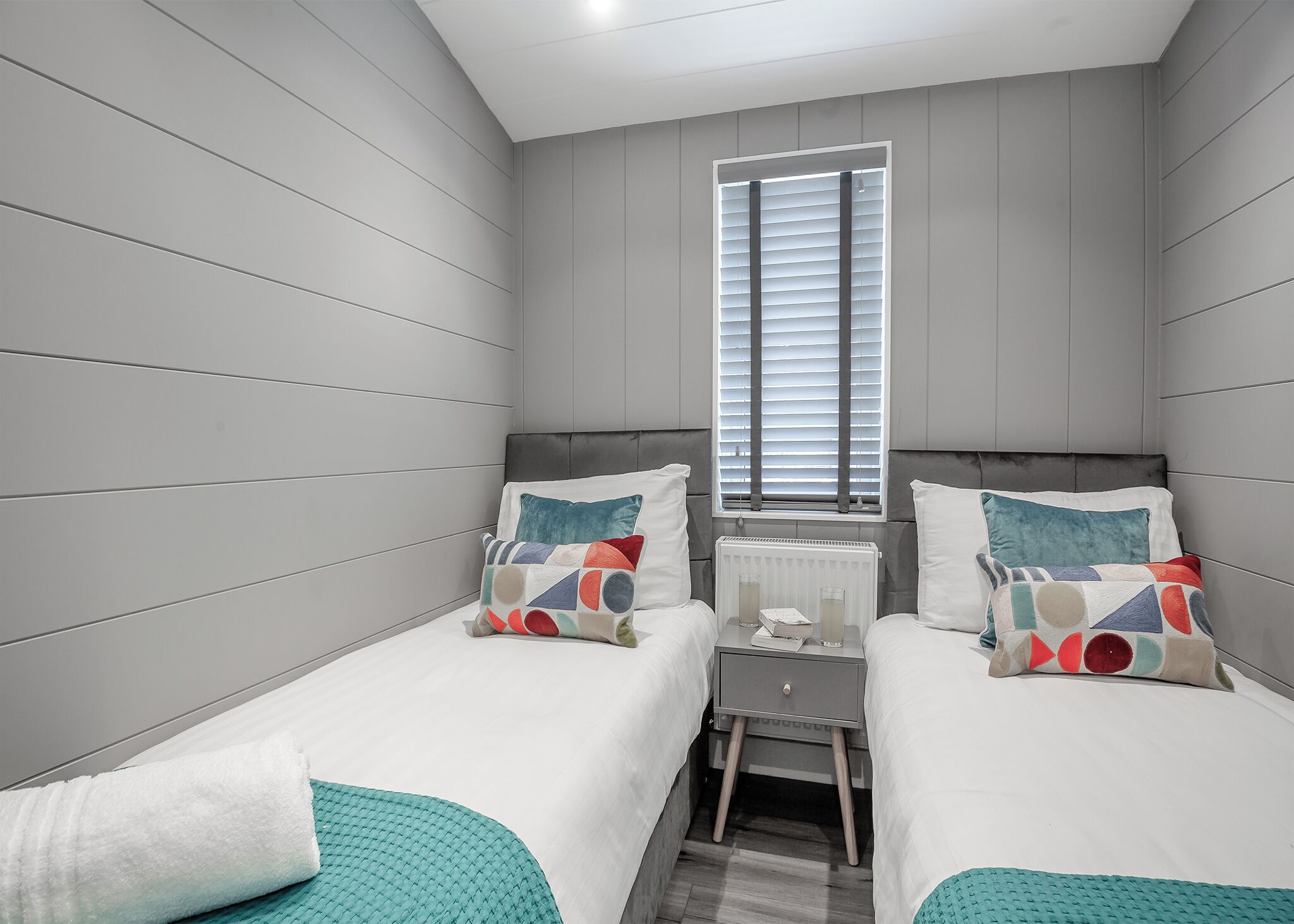 2 bedrooms
