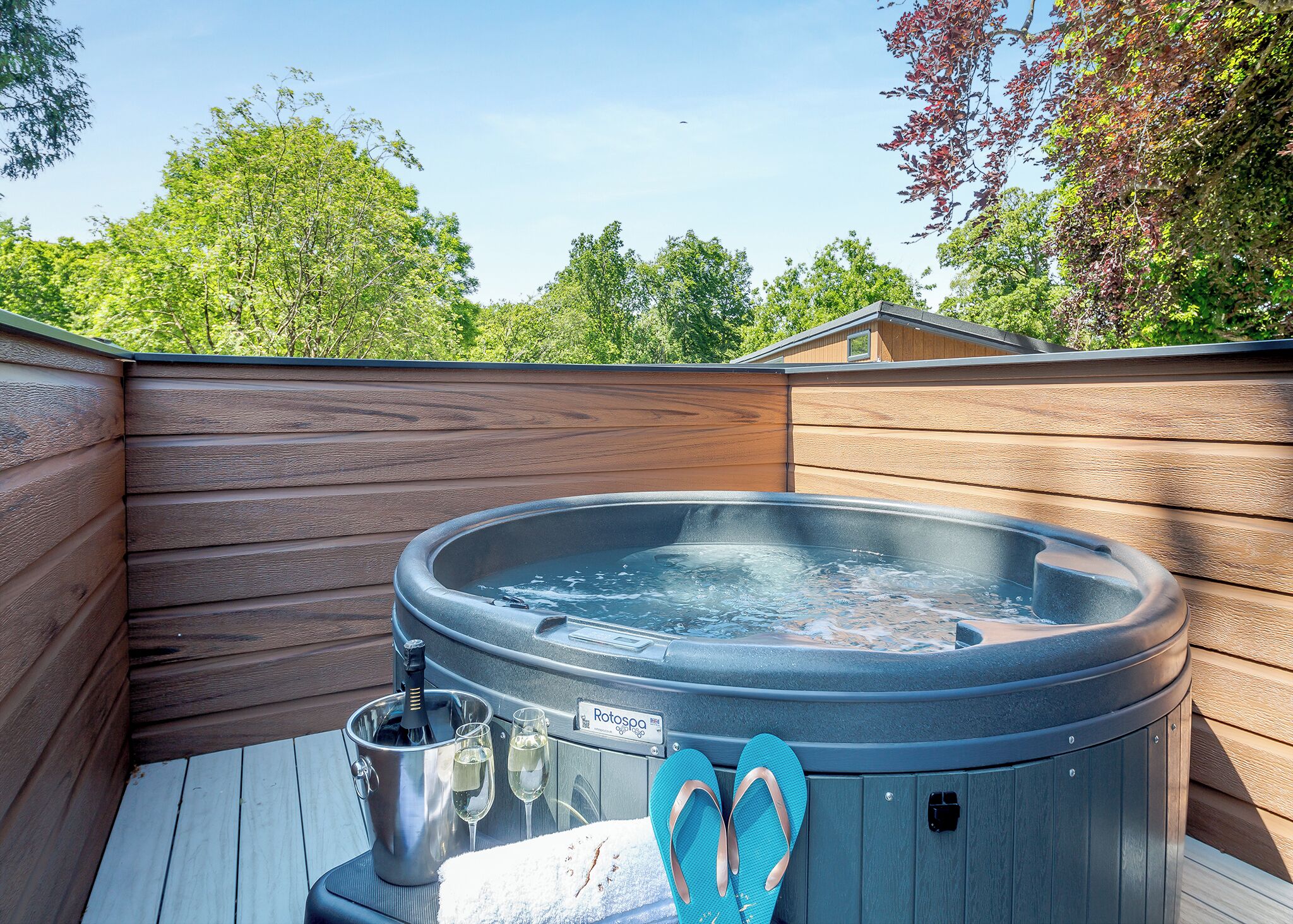 Bain à remous extérieur