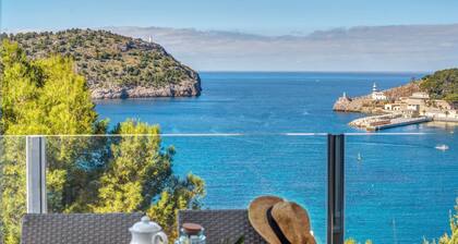 Modern Villa Dos Mundos with Rooftop Terrace, Heating, Balcony & Sea View