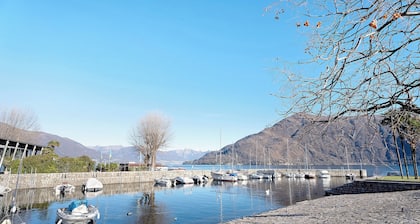 Apartment "Casa Elsa" with Mountain View, Balcony & Wi-Fi