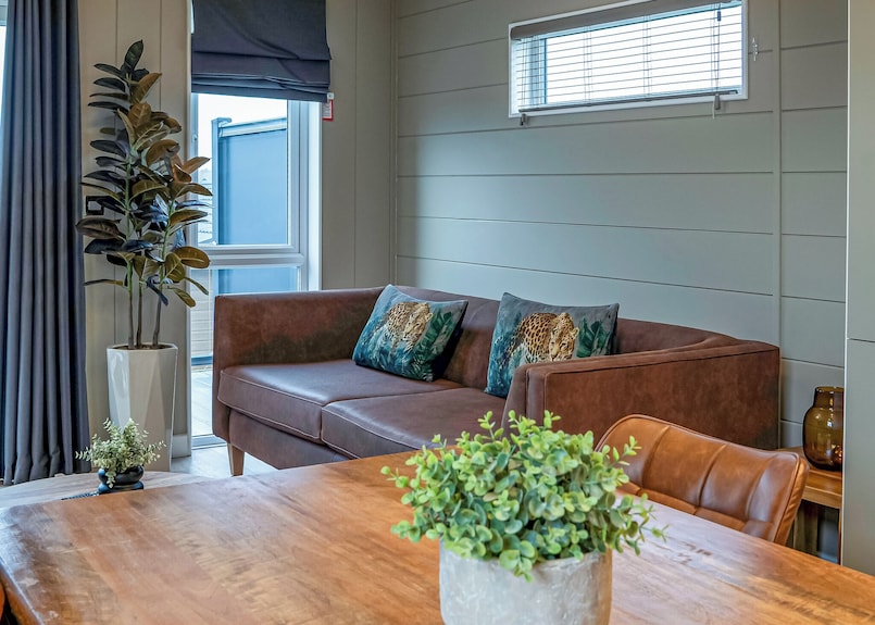 2 Bedroom Accommodation In Tewkesbury - Cotswolds