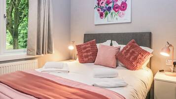 2 bedrooms