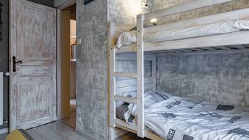 3 habitaciones, wifi gratis y ropa de cama