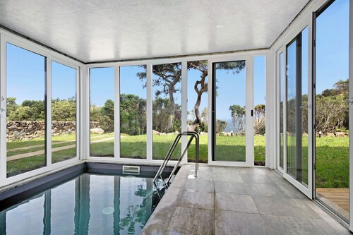 Holiday Home "Rocha do Mar 1" with Sea View, Shared Pool & Wi-Fi