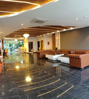 Lounge i lobbyen