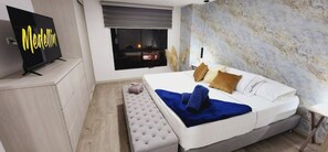 3 bedrooms, in-room safe, desk, iron/ironing board - Luxury 4 /jacuzzi/terrace/private/cerca Al Poblado (Medellín)